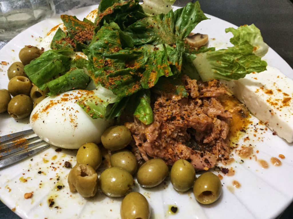 Idea For Keto Tuna With Boiled Eggs For Lazy Dinner