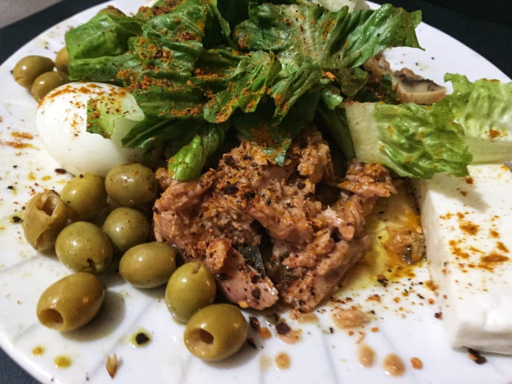 Idea For Keto Tuna With Boiled Eggs For Lazy Dinner