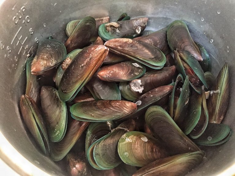 Keto Healthy Mussels Soup In Filipino Way Baran