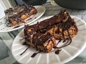 Healthy Keto Low Carbs Cheesecake Bars For Snacks