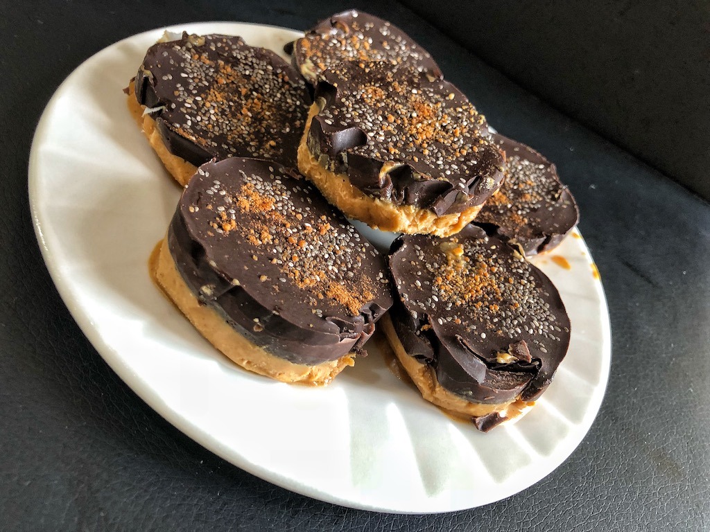 Healthy Keto Vegan Frozen Peanut Butter And Chocolate Cookies With Chia Seeds And No Sugar Kids Party