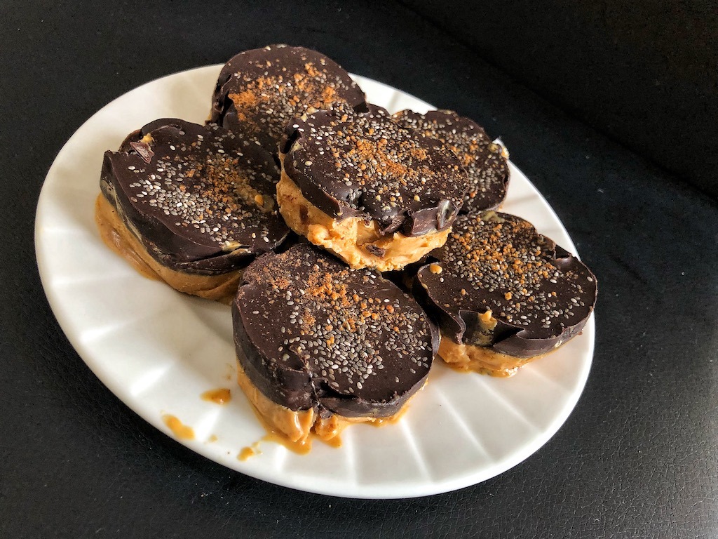 Healthy Keto Vegan Frozen Peanut Butter And Chocolate Cookies With Chia Seeds And No Sugar Love