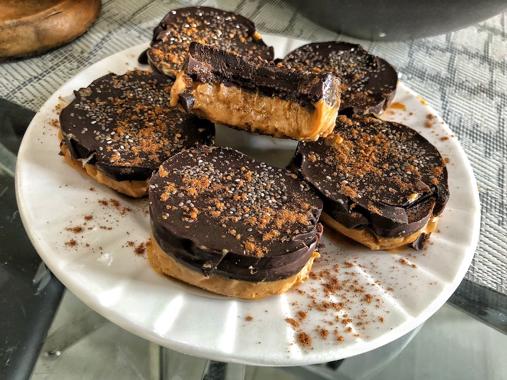 Healthy Keto Vegan Frozen Peanut Butter And Chocolate Cookies With Chia Seeds And No Sugar Quick