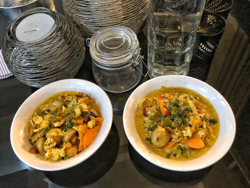 Healthy Keto Low Carbs Curry Soup With Tofu And Salmon Belly For Dinner Presentation