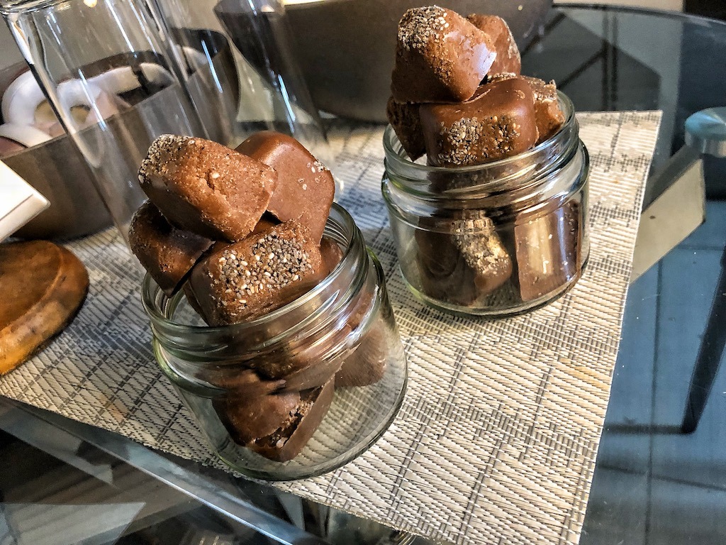 Healthy Peanut Butter Chocolate Fat Bombs For Dessert And Snack Kids
