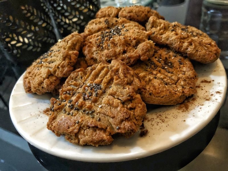 Keto Low Carb Sugar Free Peanut Butter Cookies From 3 Ingredients