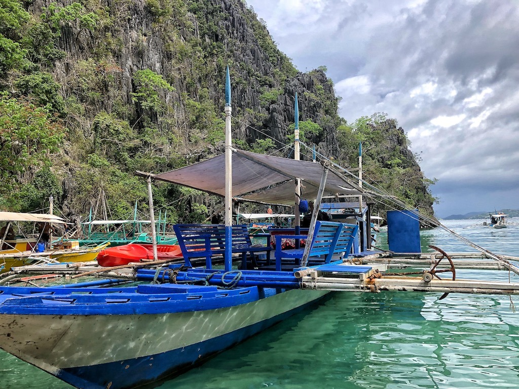 Things To Do in Coron While Raining Season – Photographic Account Kayangan Lake Boat View