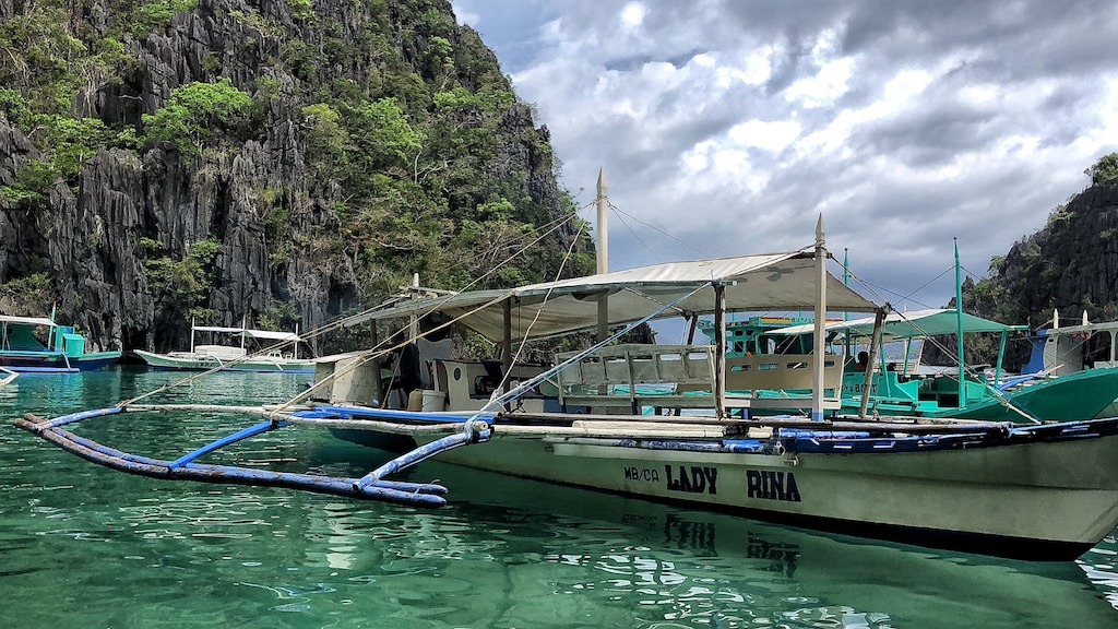 Things To Do in Coron While Raining Season – Photographic Account Kayangan Lake Boats