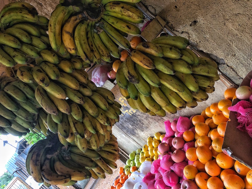 Things To Do in Coron While Raining Season – Photographic Account Local Martket Bananas