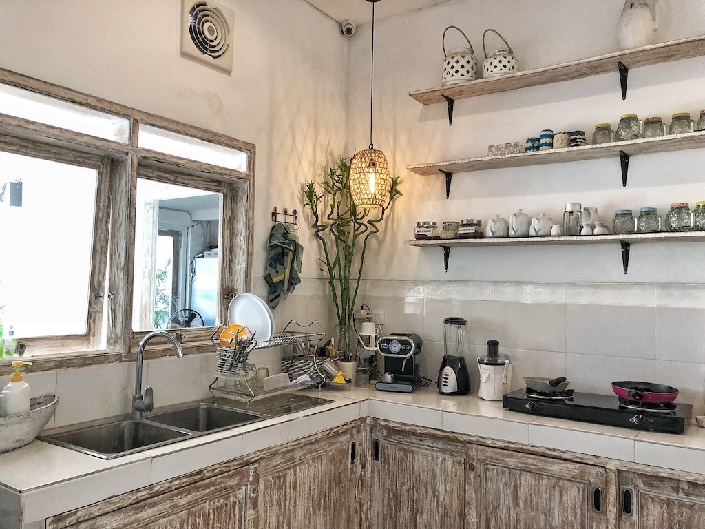 Hostel Recommendation While Travelling to Canggu – Gypsy Moon Bali Instagram Kitchen