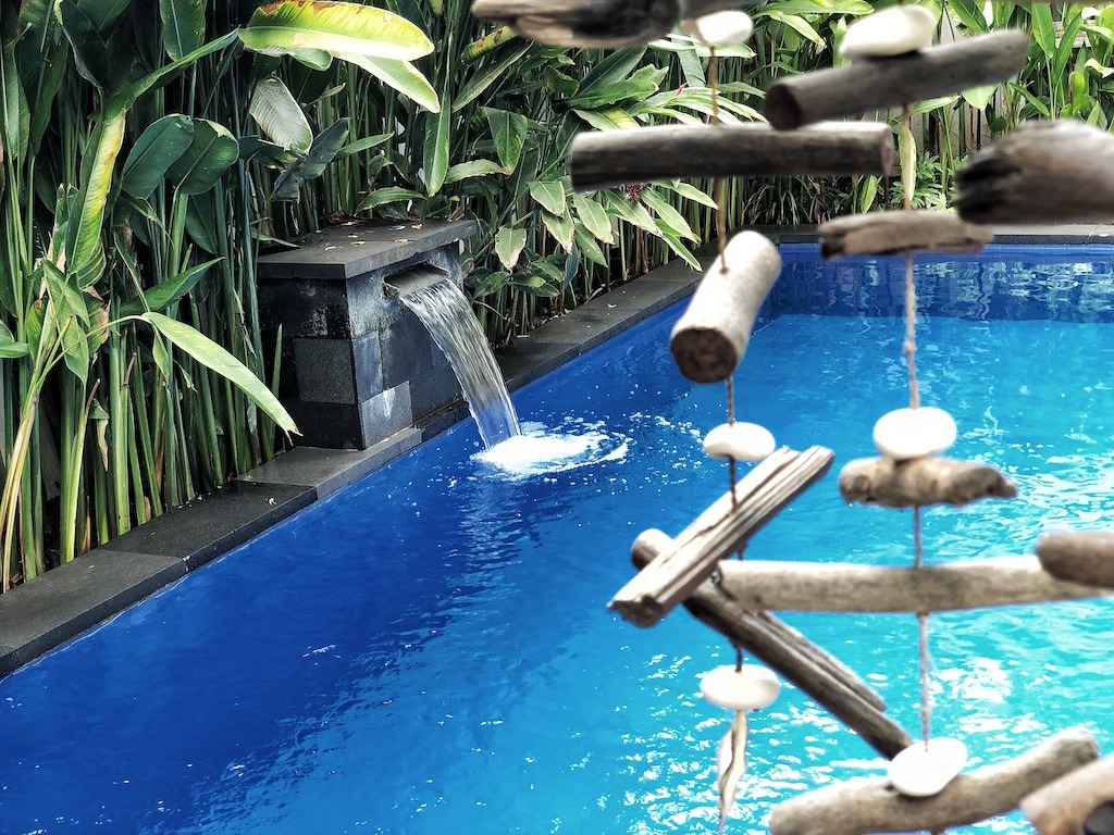 Hostel Recommendation While Travelling to Kuta – Lokal Bali Hostel Swimming Pool