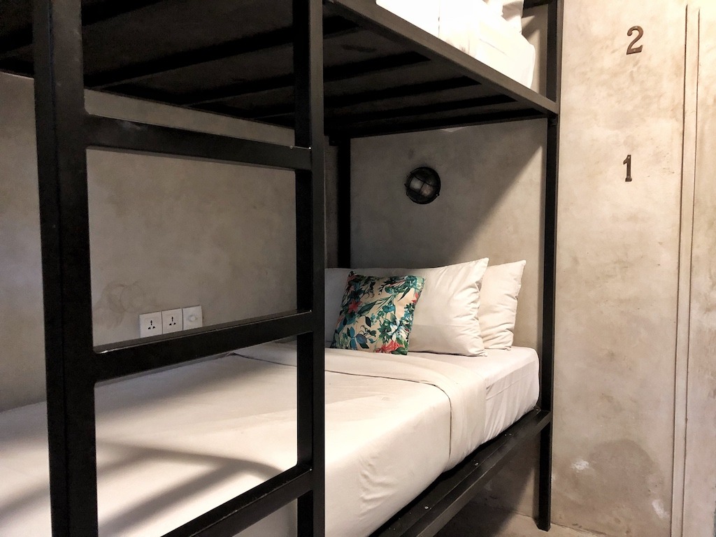 Hostel Recommendation While Travelling to Seminyak – Kosta Hostel Dorms