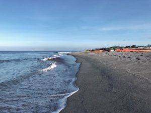 Quick Weekend Getaway From Manila - Private Resort In Zambales Local Beach