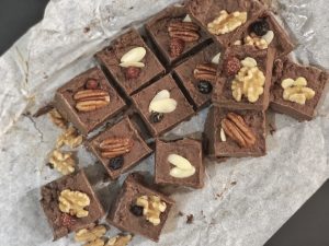 Peanut Butter Chocolate Fudge - Keto Low Carb No Sugar