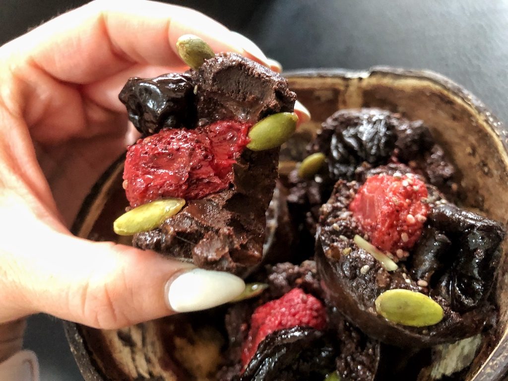 Berries Chocolate Cups - Easy Healthy Keto Sugar Free Dessert